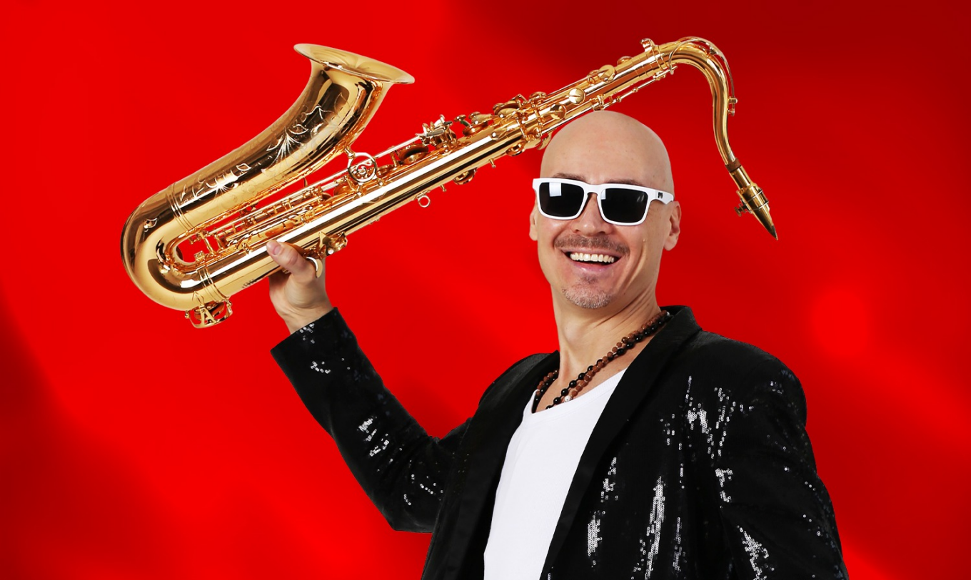 Саксофонист SyntheticSax. Мировые хиты от Ameno до Lambada.