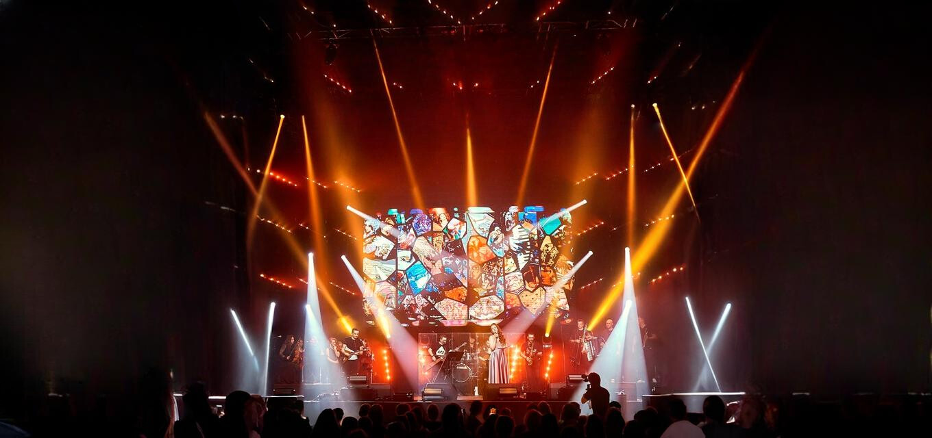 ОПЕРА vs РОК