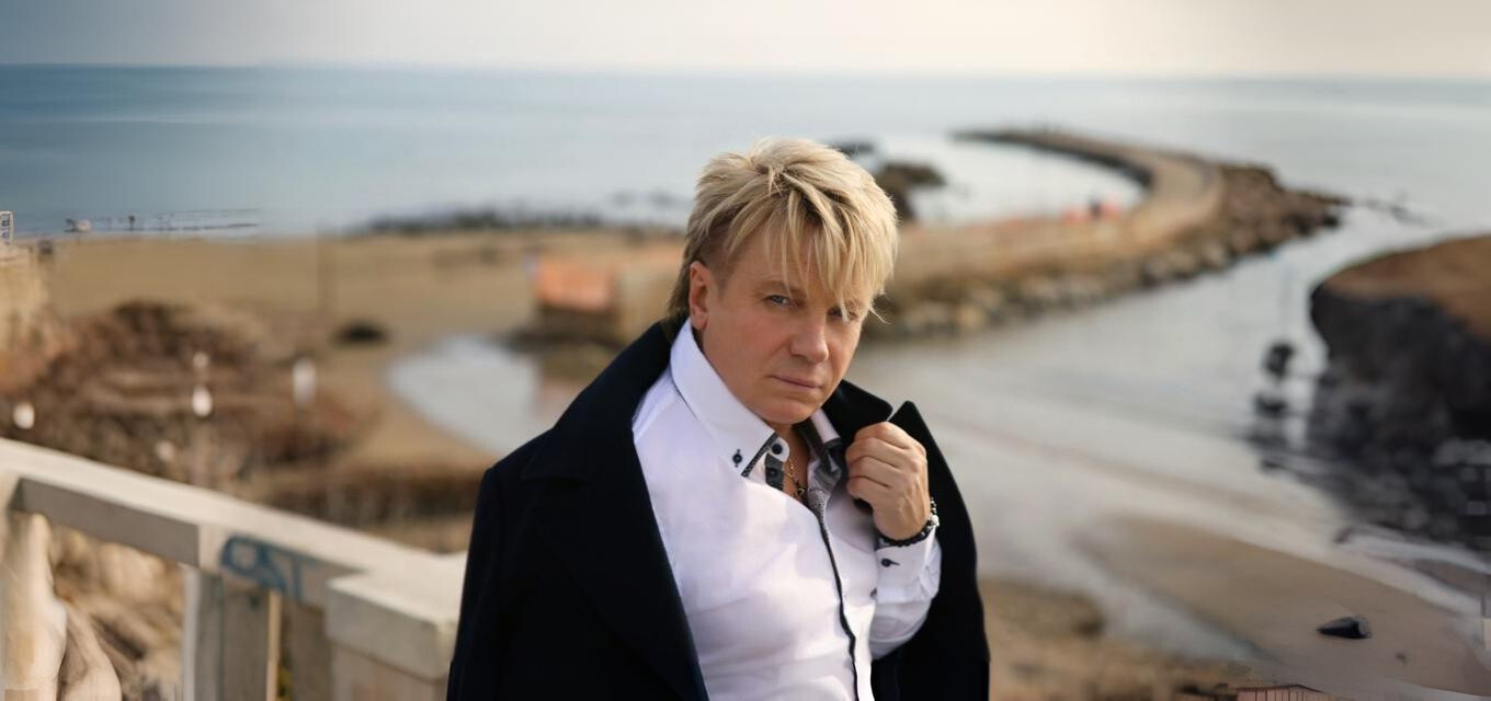 Сольный концерт Виктора Салтыкова