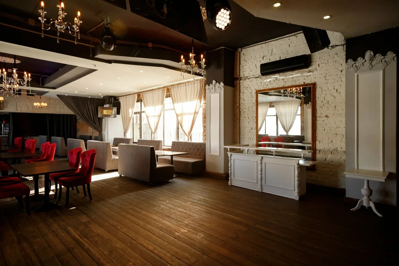 Бар "Виноград"