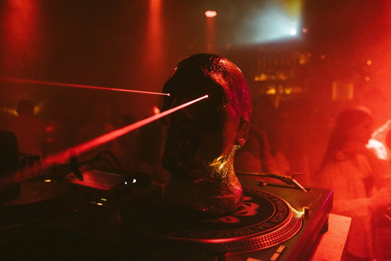 БАР ВЕЧНО МОЛОДОЙ