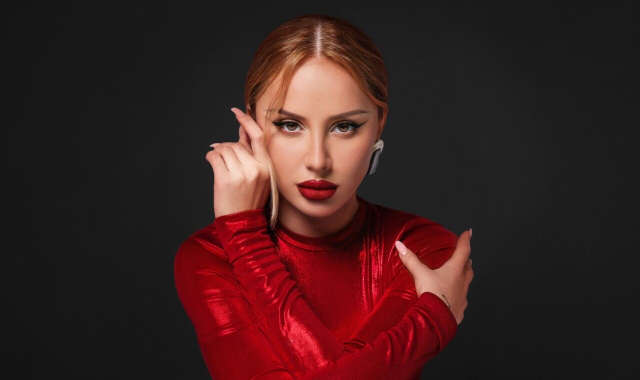 ANNA ASTI