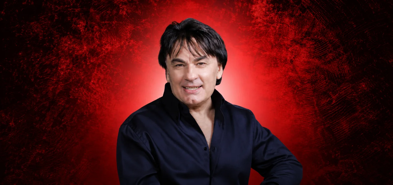 Александр Серов