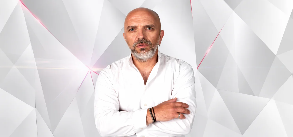 Александра Шоуа и группы «Непара»