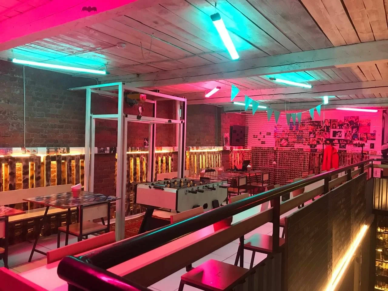 Усы на Пене